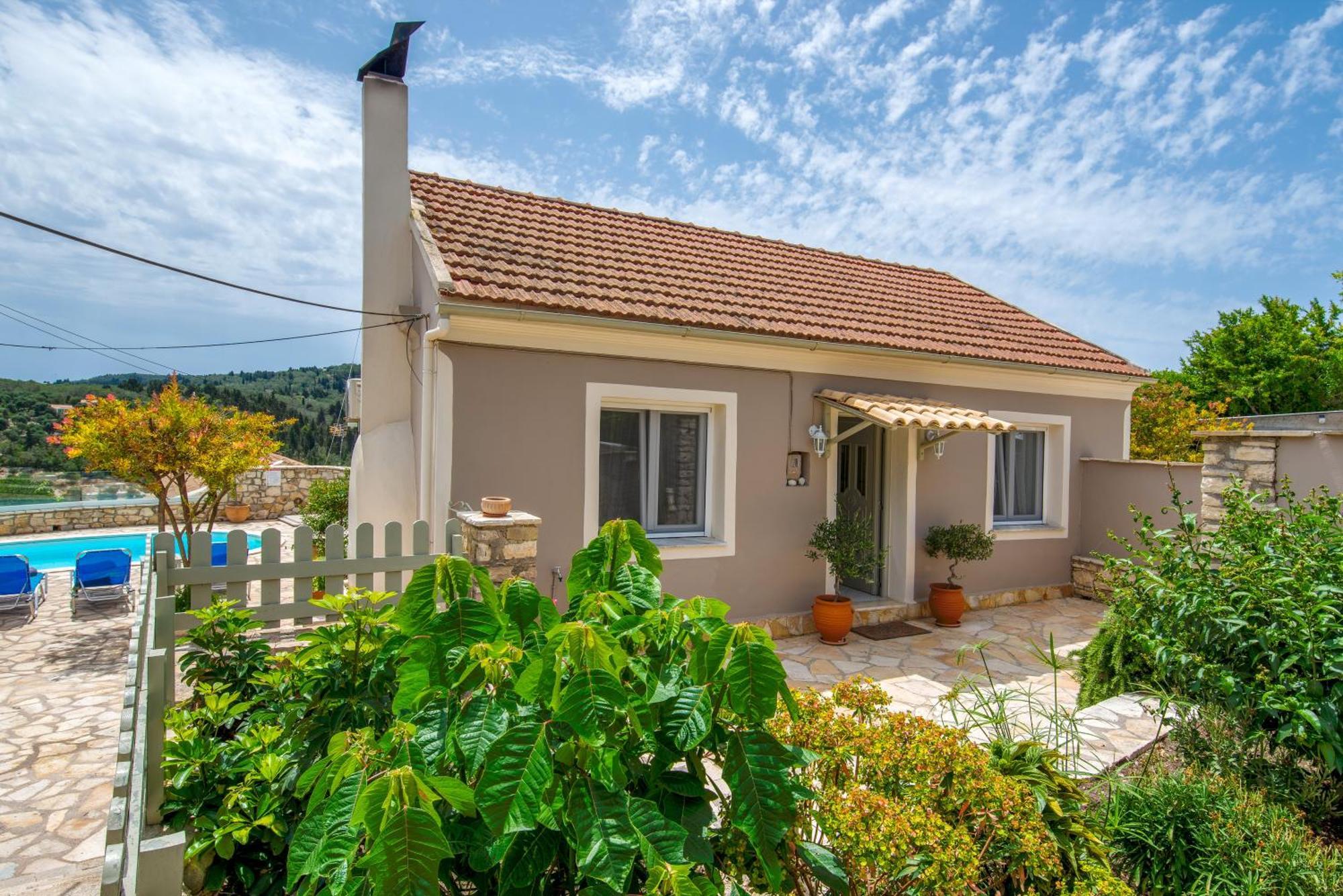 Loggos Seaview Cottage With Private Pool By Konnect Longos  Екстер'єр фото